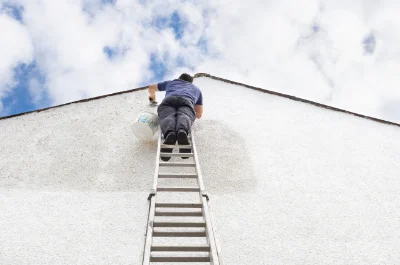 Peinture extérieure à Laurie — façades et ravalement